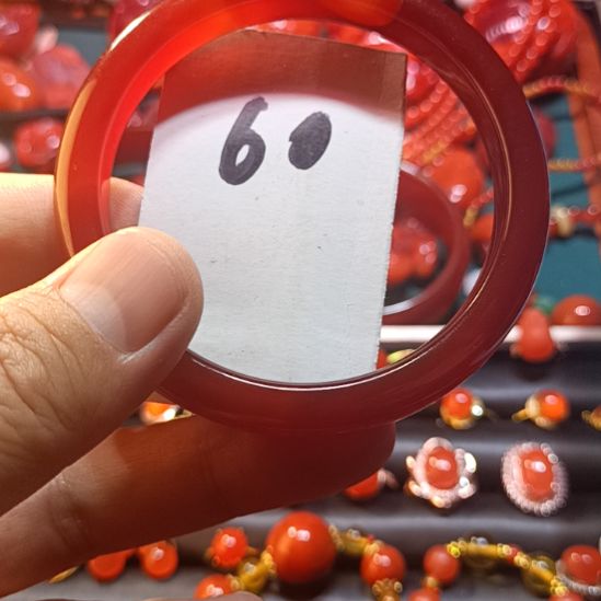 玛瑙/玉髓手镯未镶嵌