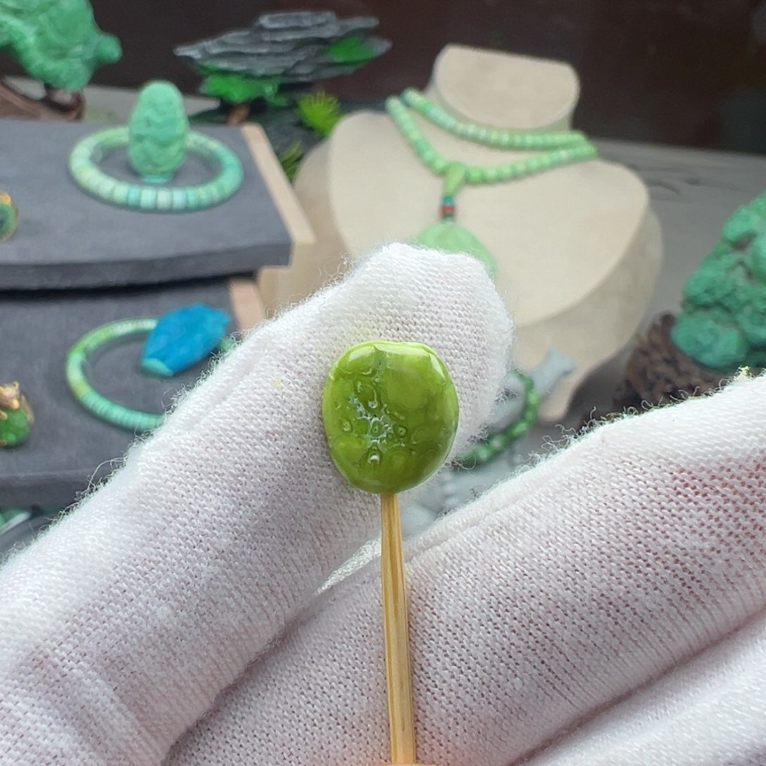 绿松石随型未镶嵌