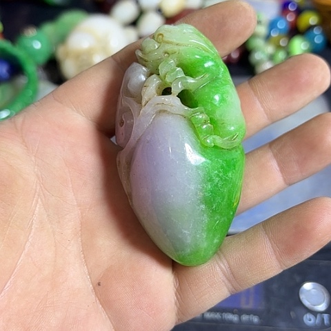 白玉菩提把件一个