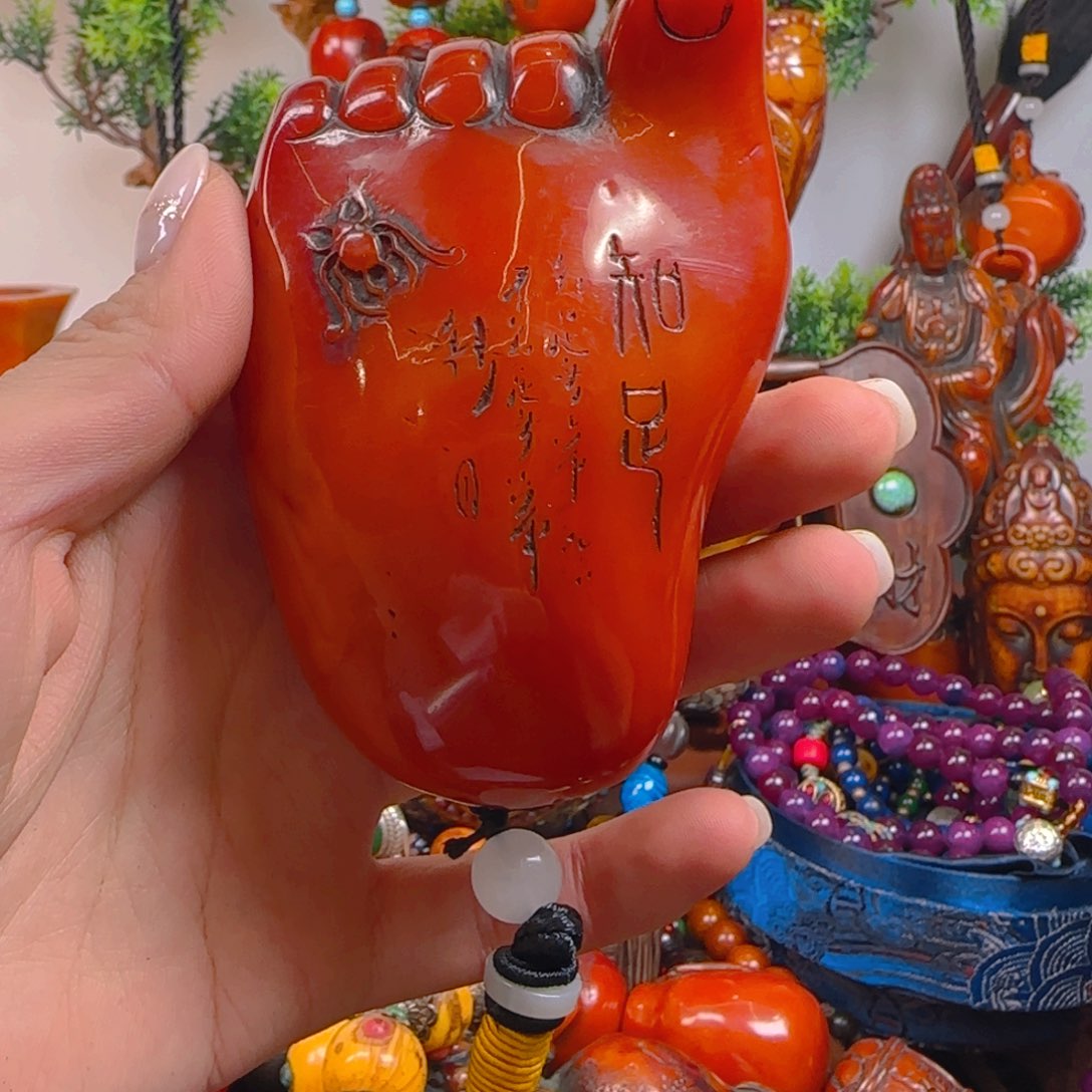 琥珀裸石未镶嵌手把