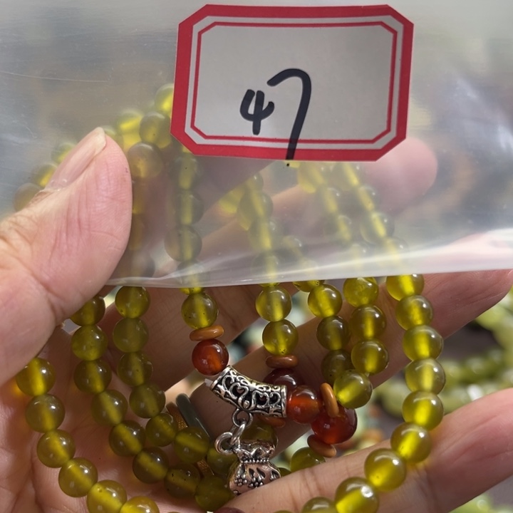 蛇纹石玉未镶嵌手链