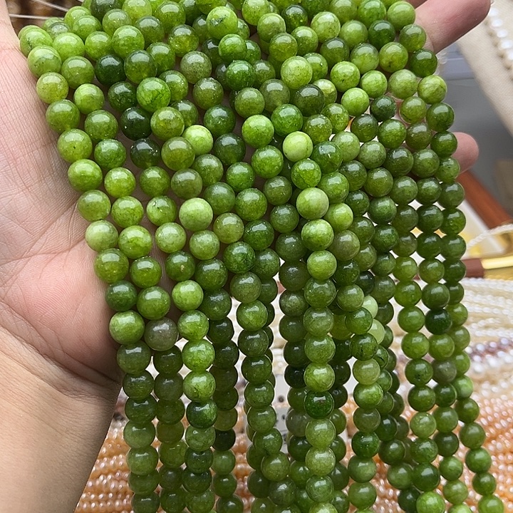 未镶嵌玛瑙/玉髓珠宝半成品2条8mm橄榄石几颗有瑕