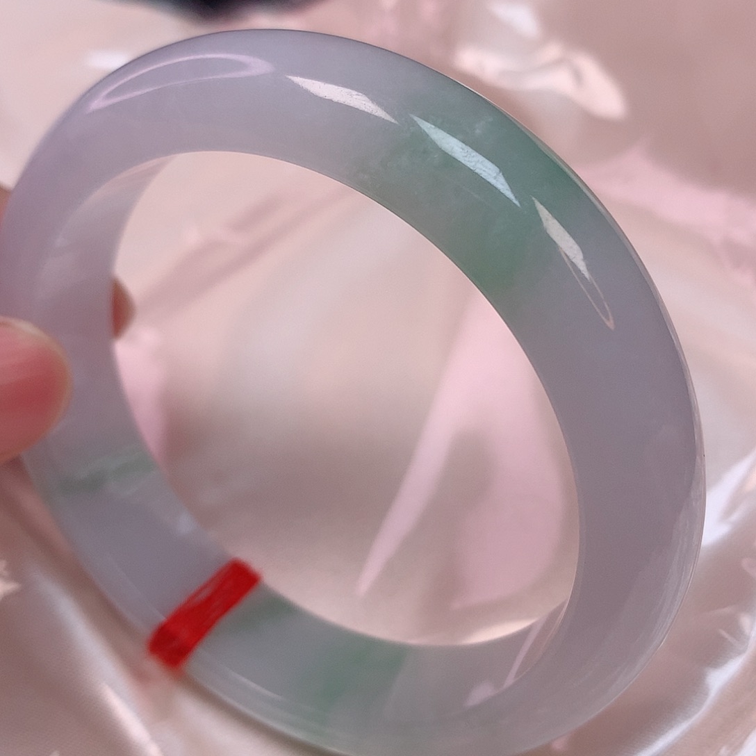 翡翠手镯未镶嵌55+ 翡翠手镯