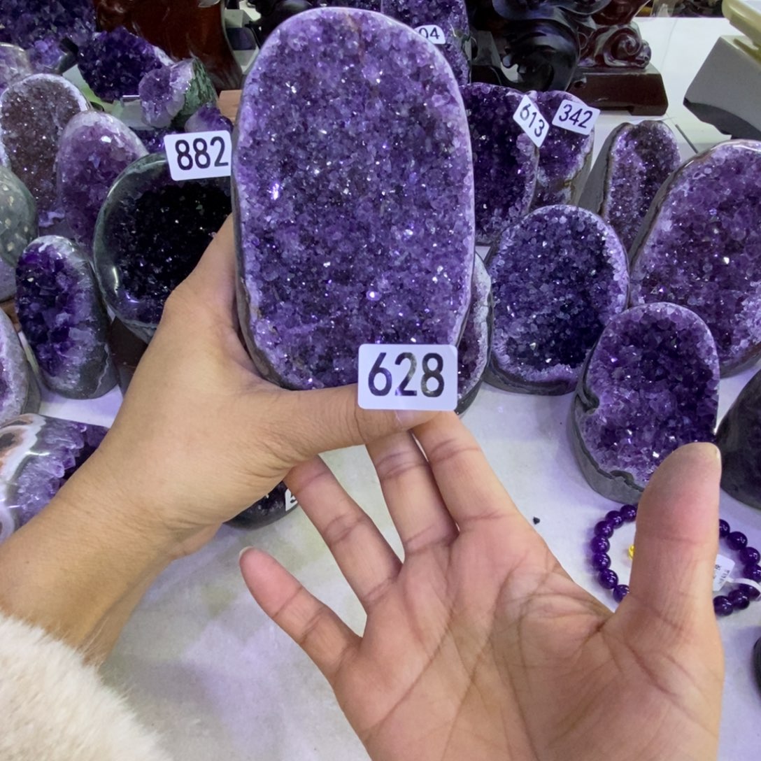 紫晶大型摆件（非配饰）未镶嵌