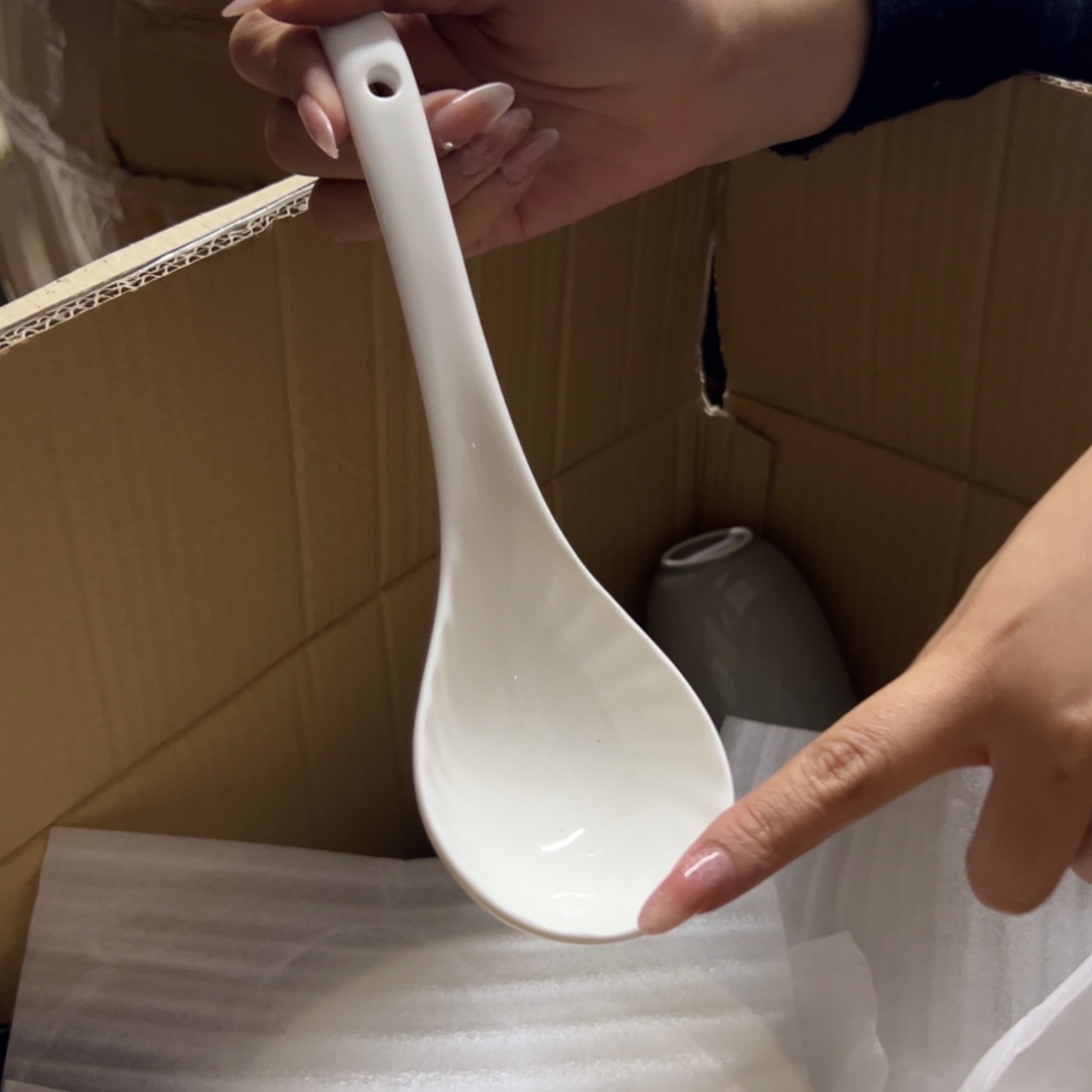 新骨瓷236瑕疵慎拍螺旋白m9.25寸 勺子