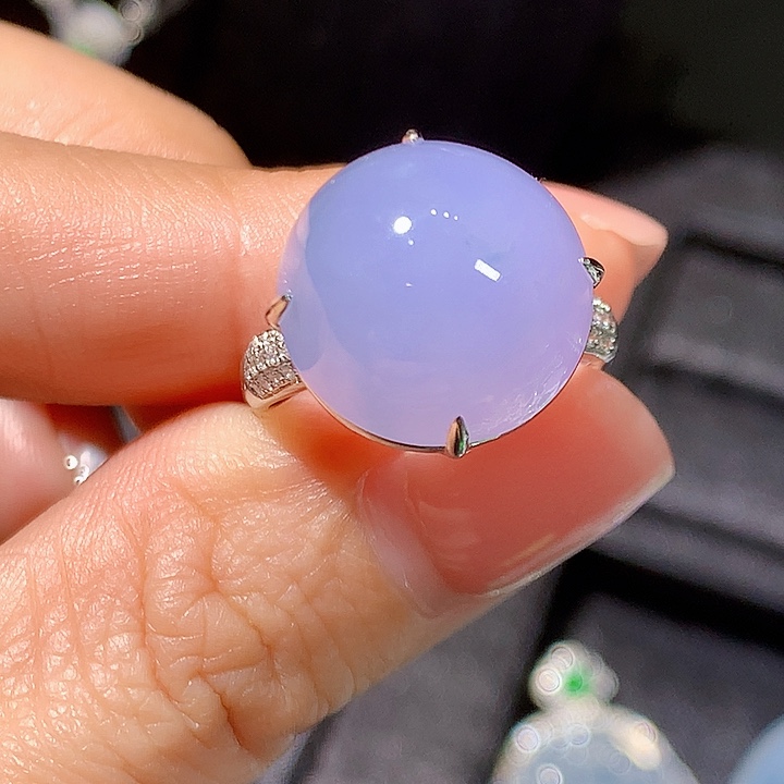 翡翠18K金镶嵌戒指