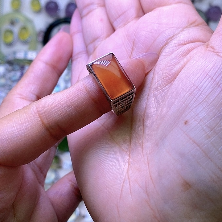 你***块岫玉银S925镶嵌戒指