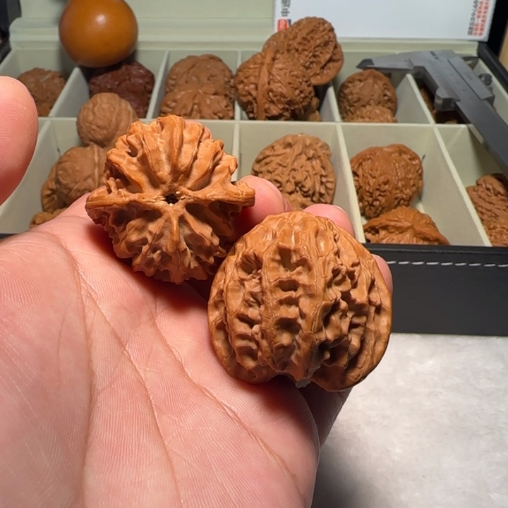 把件文玩核桃原装苹果园