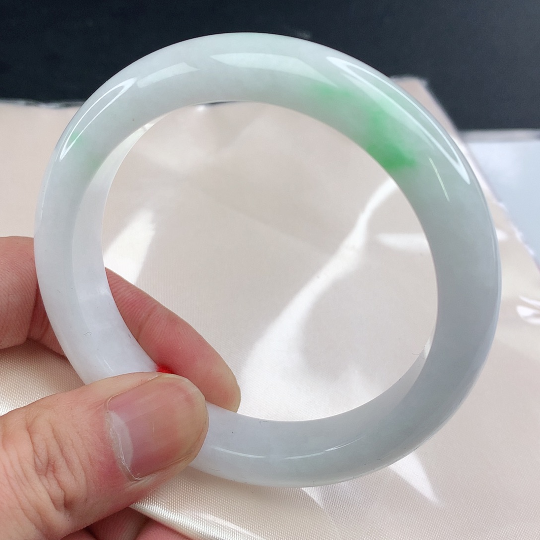 翡翠手镯未镶嵌4020圈57