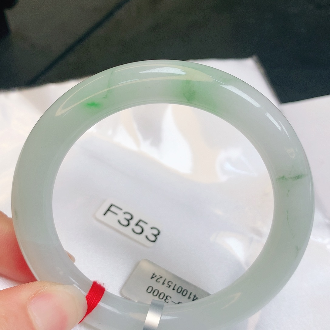 【闪购商品】翡翠手镯未镶嵌缅甸天然a货翡翠