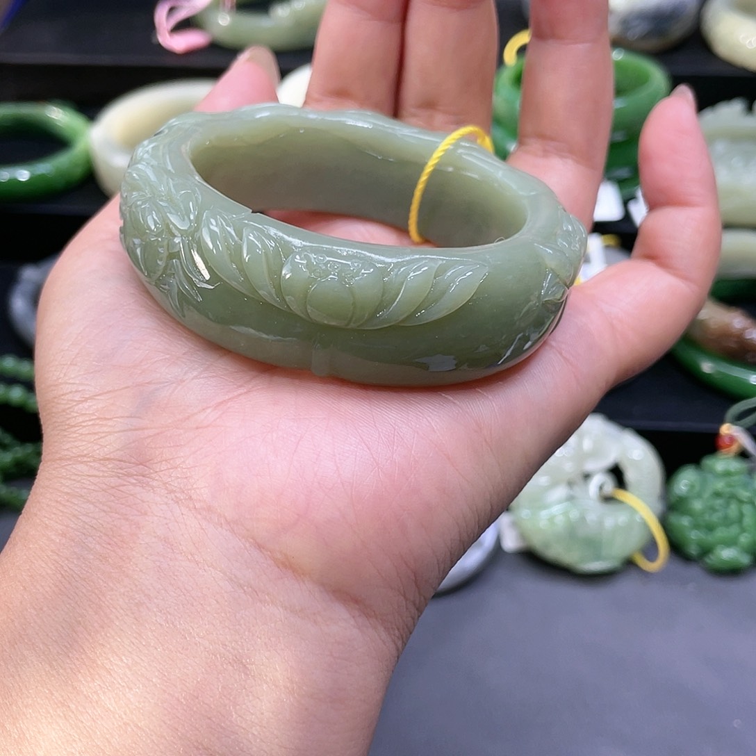 【闪购商品】和田玉手镯56圈口47未镶嵌