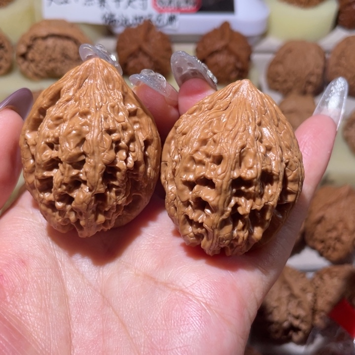 【闪购商品】文玩核桃把件大沽石全品