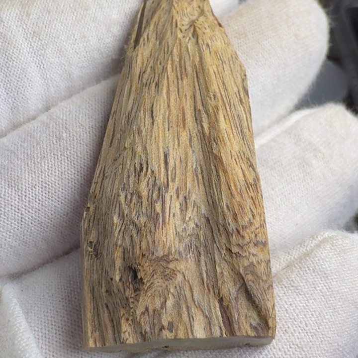 沉香沉香枕惜*?百年虎斑棋4.2克