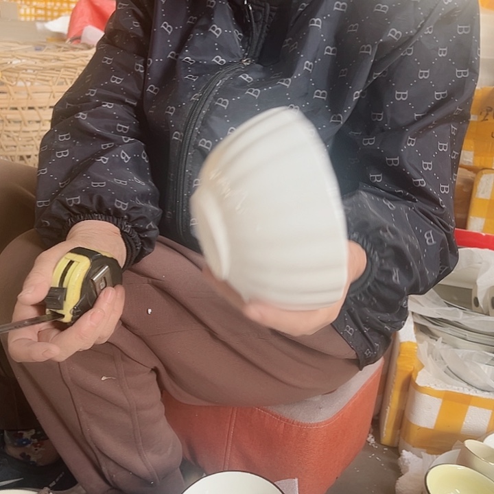 陶瓷工艺餐具白花瓣碗5.5碗4