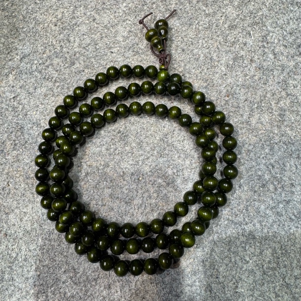 108颗金丝楠木帝王绿料手串男女同款