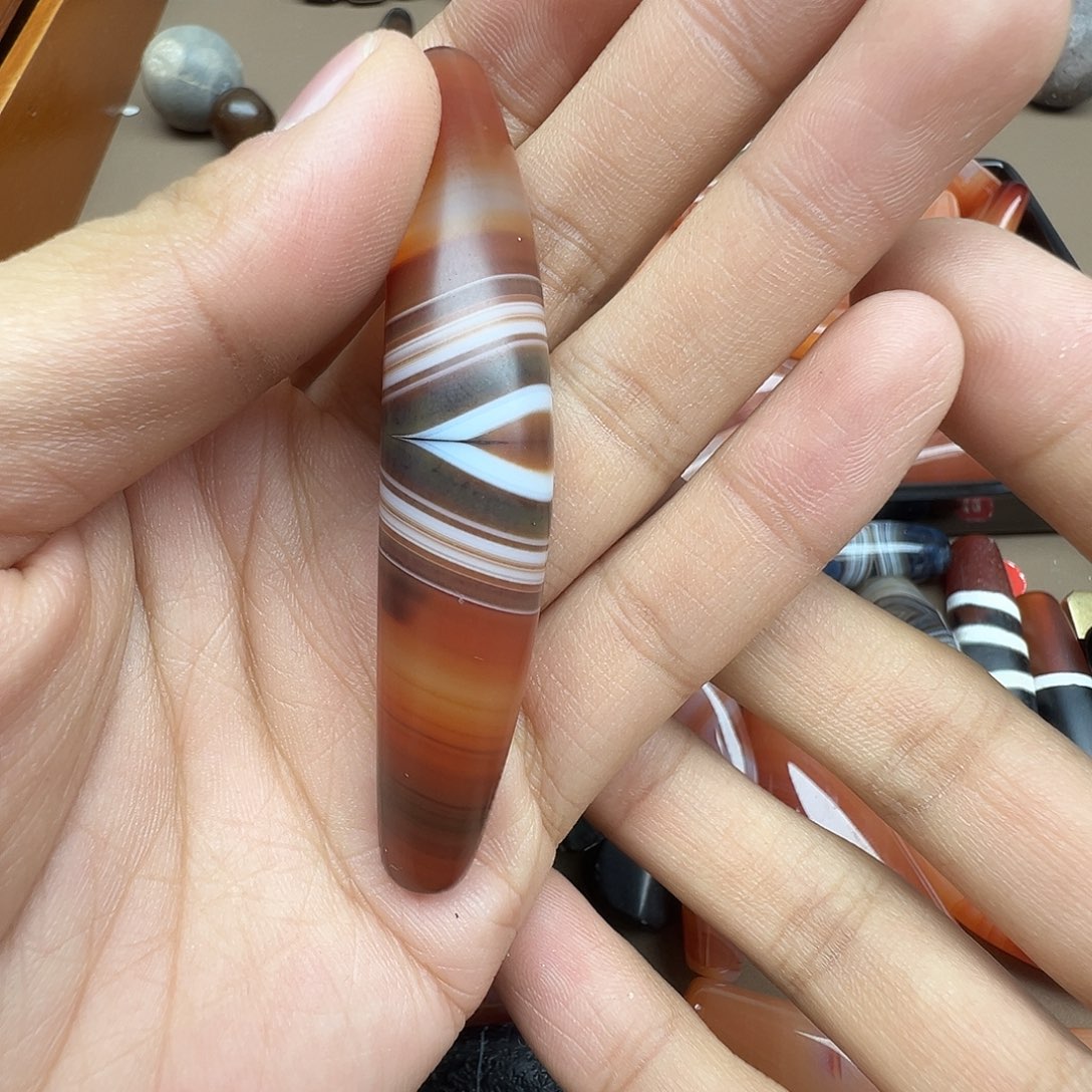 羽***鹤玛瑙/玉髓未镶嵌珠宝半成品