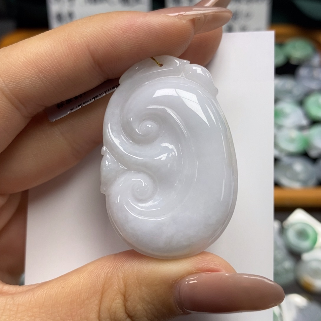 颈饰未镶嵌翡翠如意