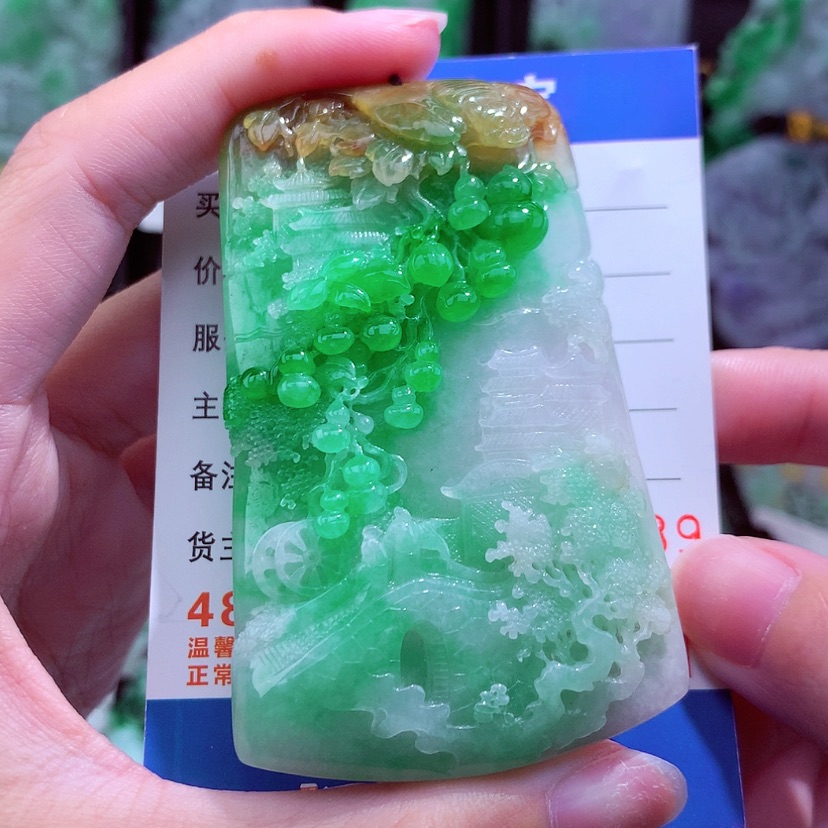 【闪购商品】翡翠颈饰未镶嵌花*天然