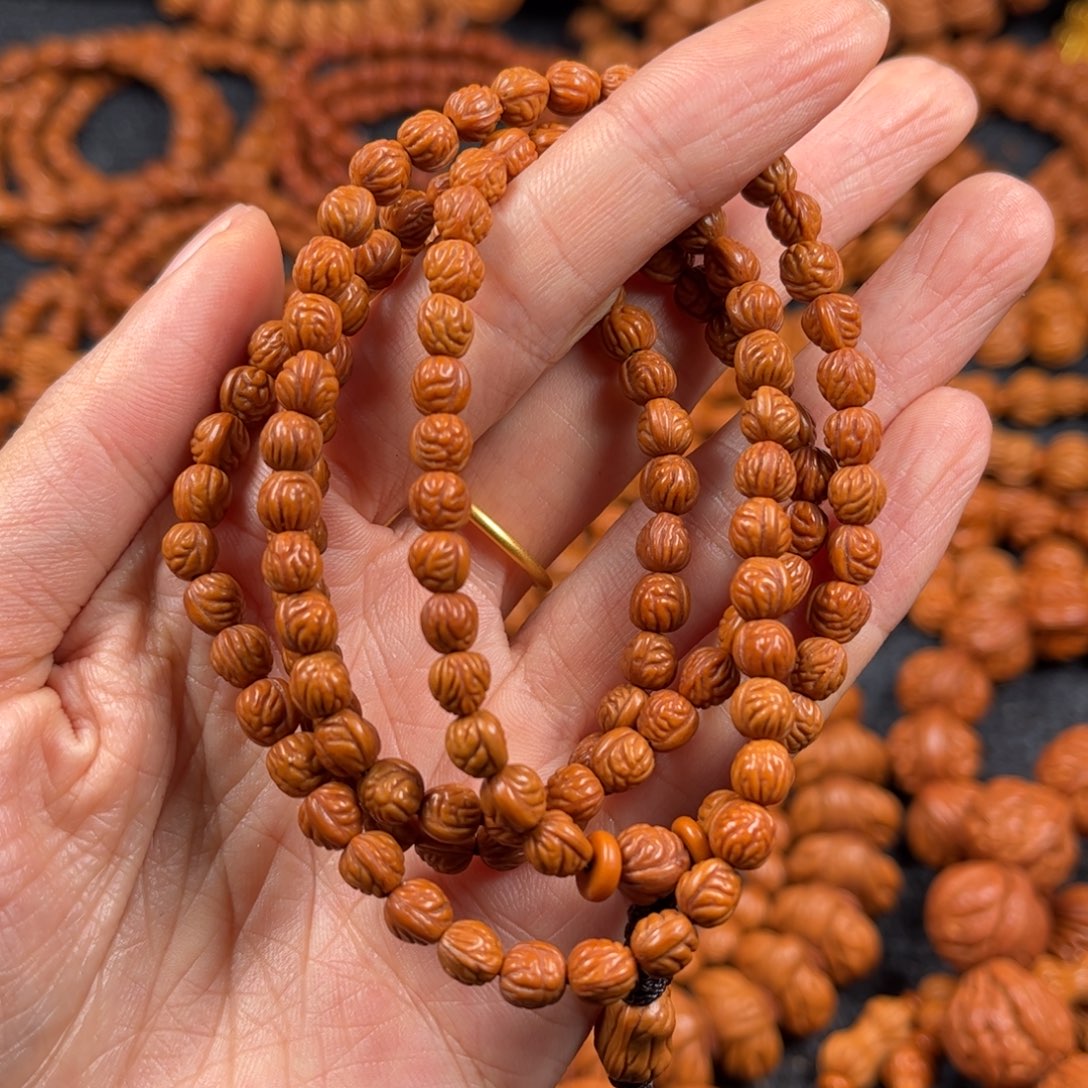 手串文玩核桃敬****࿐C23桃核脖挂108