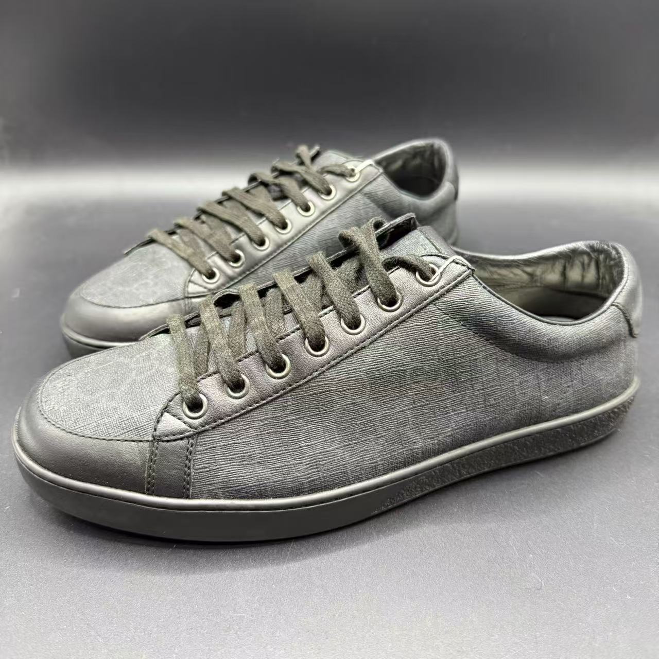 95新 GUCCI/古驰 【聚星好物】经典黑色老花满印板鞋41.5欧ca002t