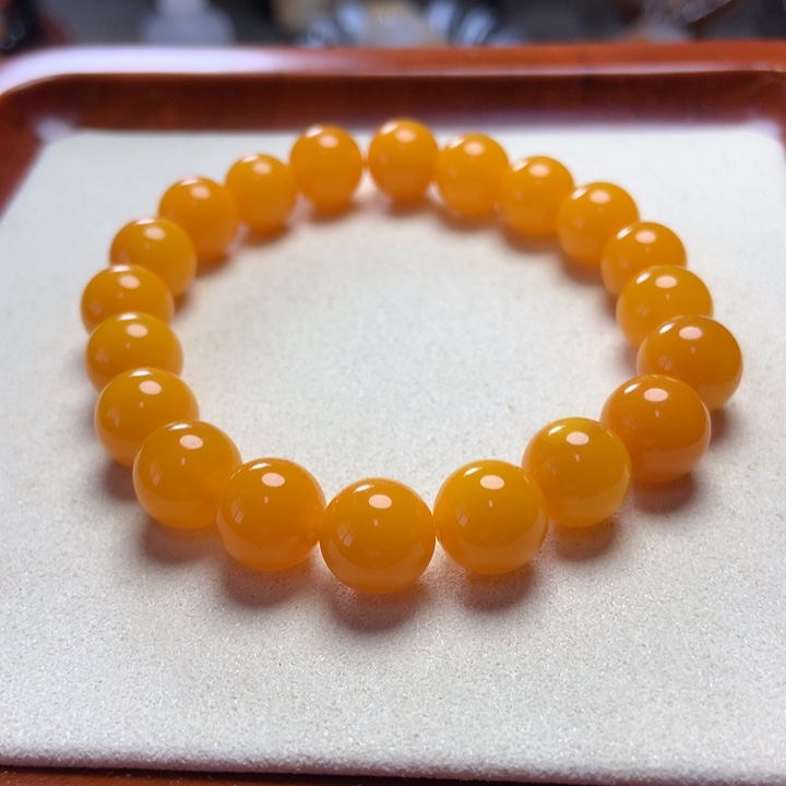 玛瑙/玉髓手串未镶嵌满实肉 鸡油黄