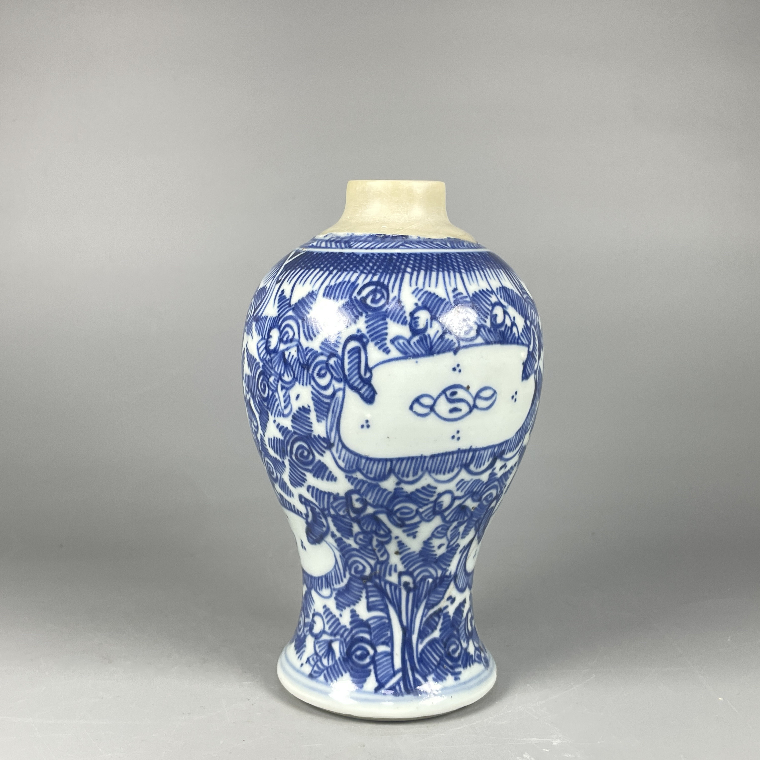 022051887 清早期 青花人物梅瓶/HQ/云南省文物总店