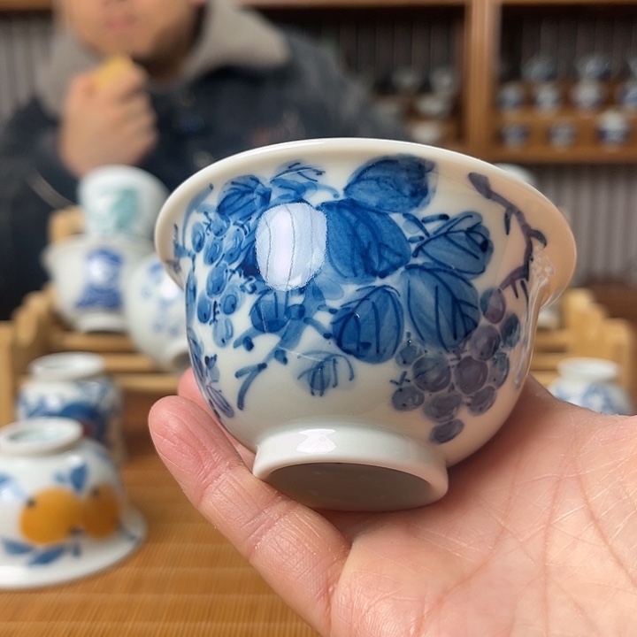 手工制作陶瓷器皿