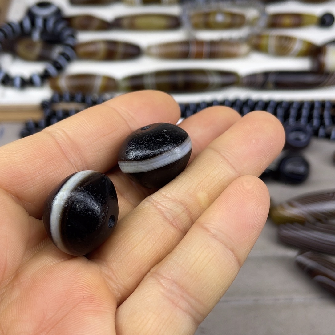 蓝***猫玛瑙/玉髓散珠缠丝玛瑙