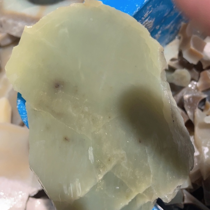 未镶嵌和田玉（糖玉）珠宝半成品