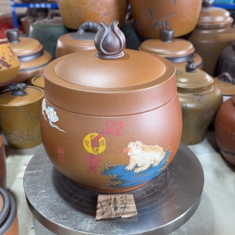 紫砂茶叶罐。。。。。。。。。。
