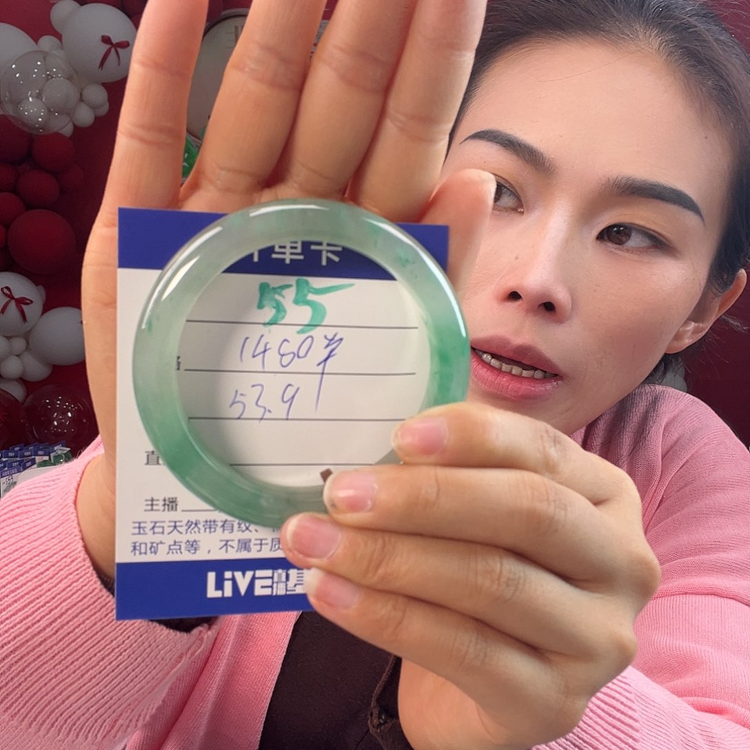 石英质玉耳钉未镶嵌