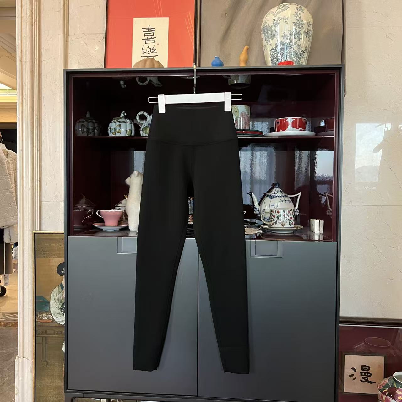 MYL 2025秋冬新品锦纶黑色加绒打底裤中腰直筒时尚瑜伽休闲长裤