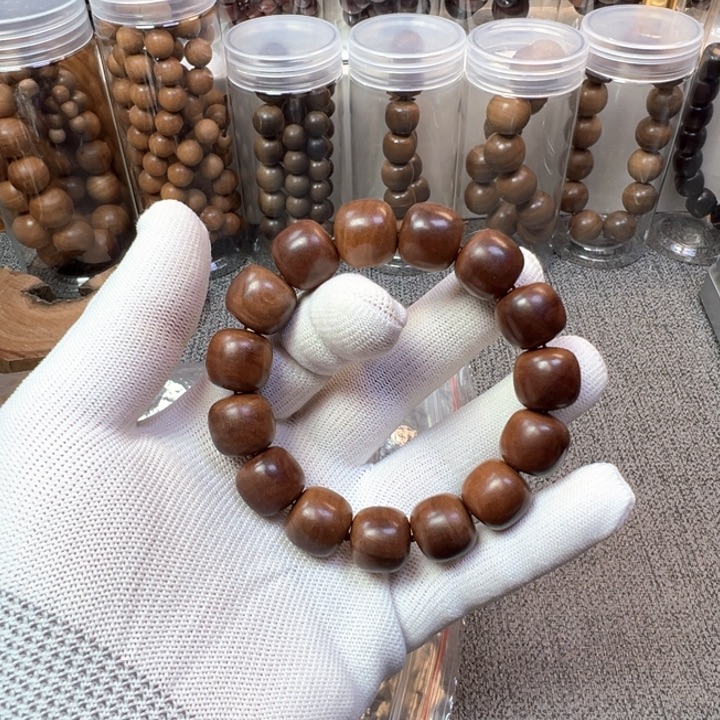 笑***云木檀香木1516……黑沉…..