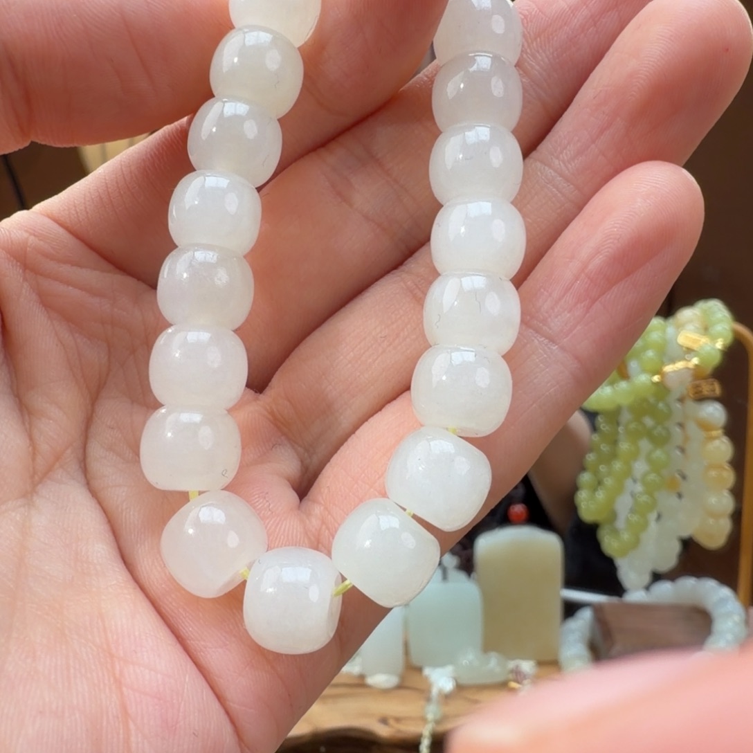 和田玉未镶嵌车挂