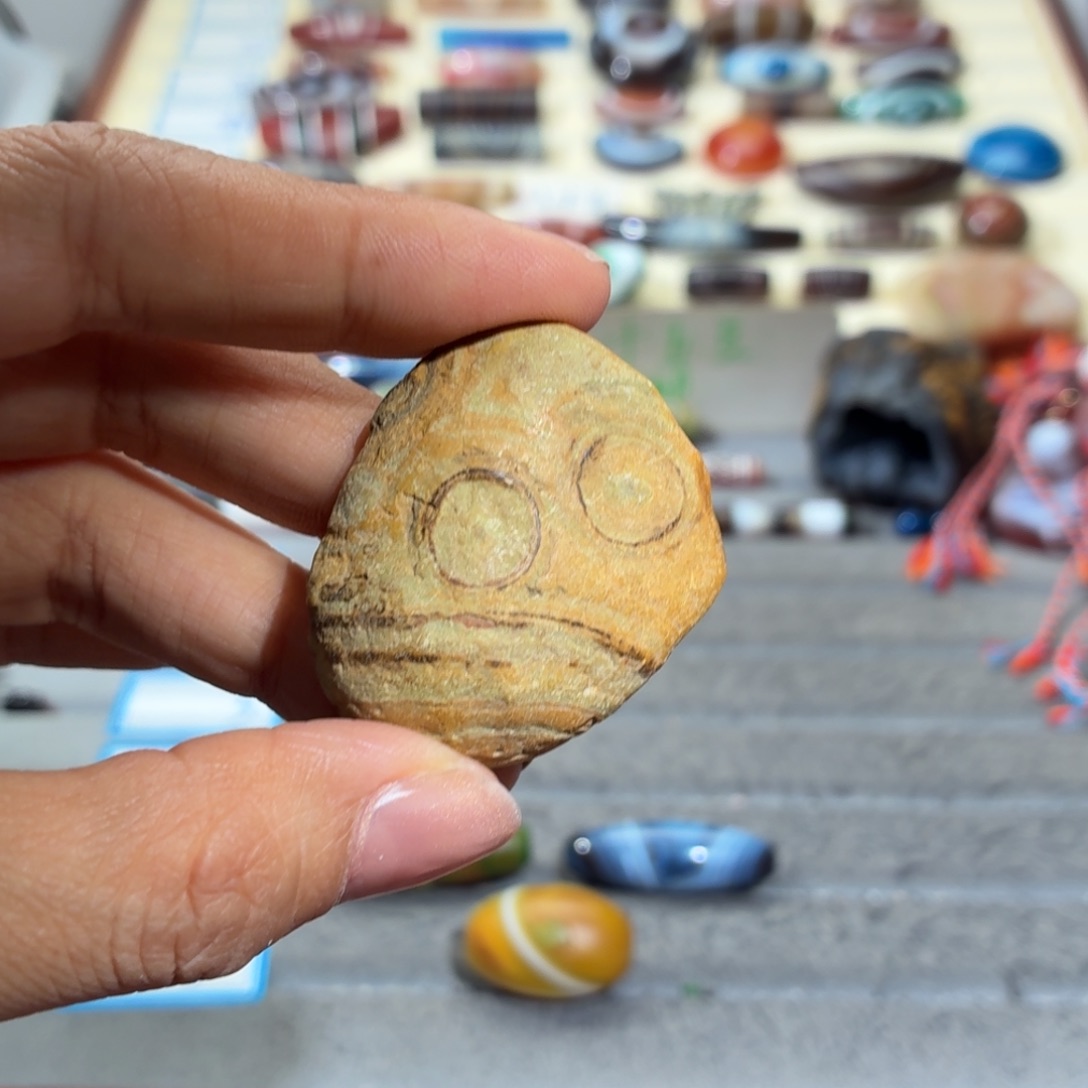 雷***子玛瑙/玉髓合金颈饰