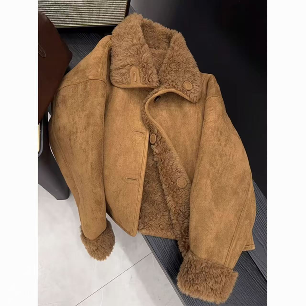 咖色羊羔外套2025皮毛新款复古一体拉德保暖夹克小个子上衣外套