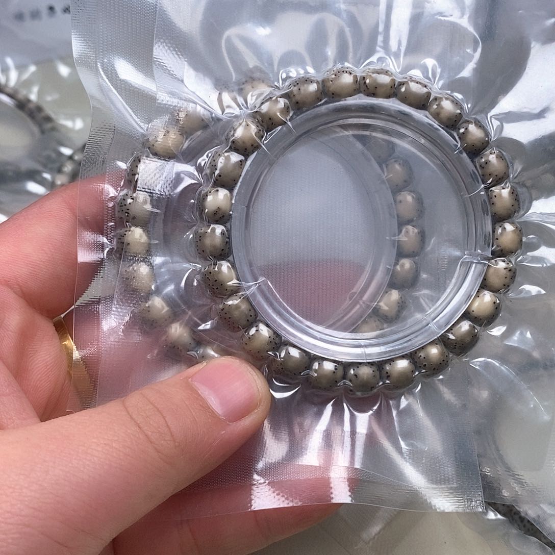 星月菩提手串石玉料河豚