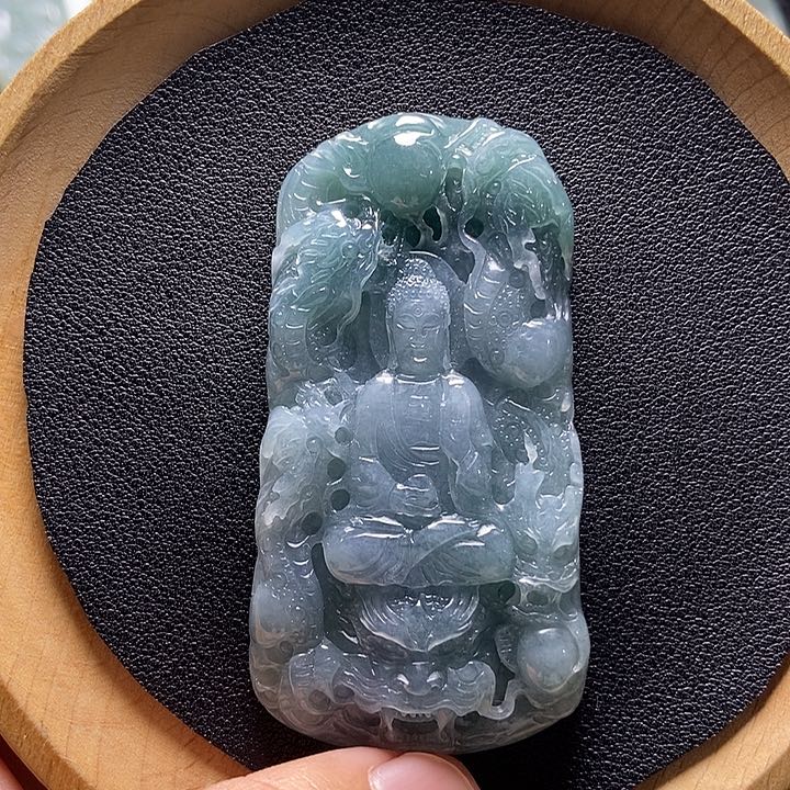 翡翠颈饰未镶嵌n**g翡翠a货