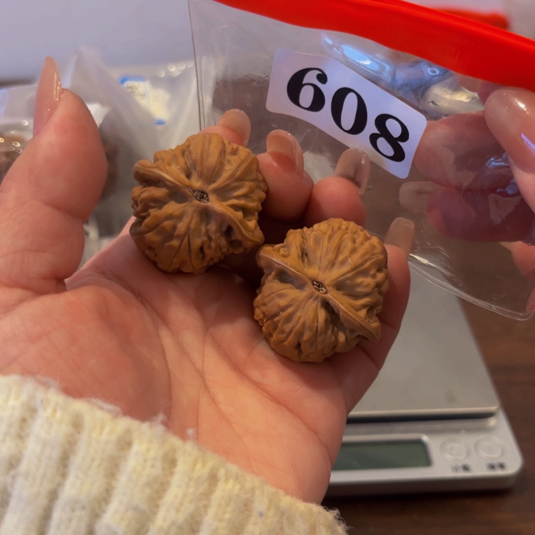 吊坠文玩核桃凤凰台35有磕尖