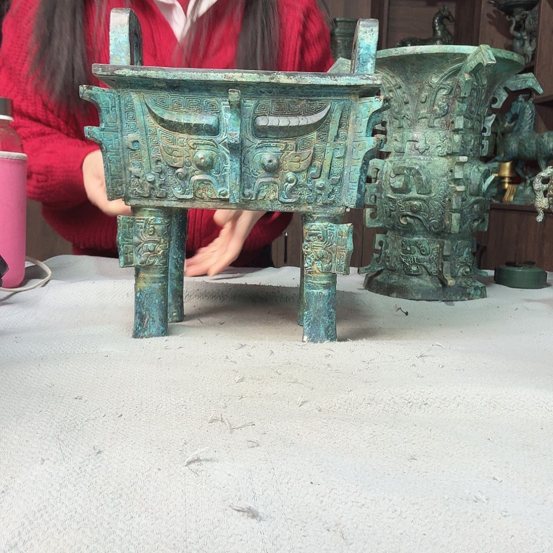 黄铜司母戊年三月十九出生年二月初四至初五