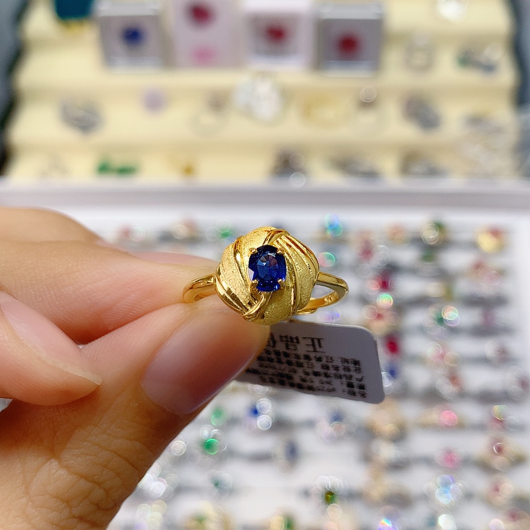 银S925镶嵌蓝宝石戒指