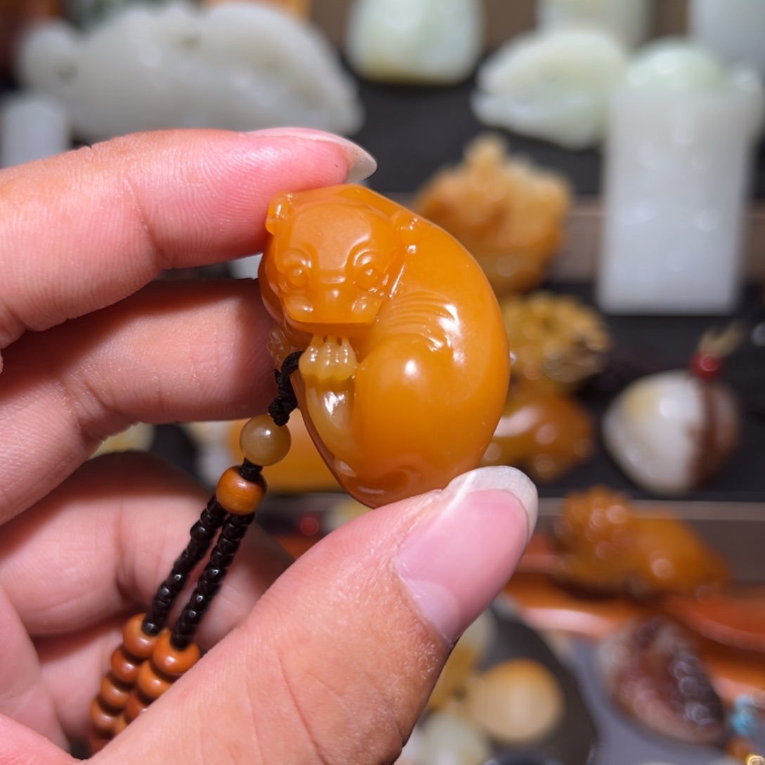 和田玉颈饰未镶嵌一**顺