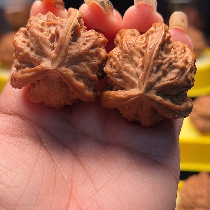 吊坠文玩核桃磐石三棱 精修