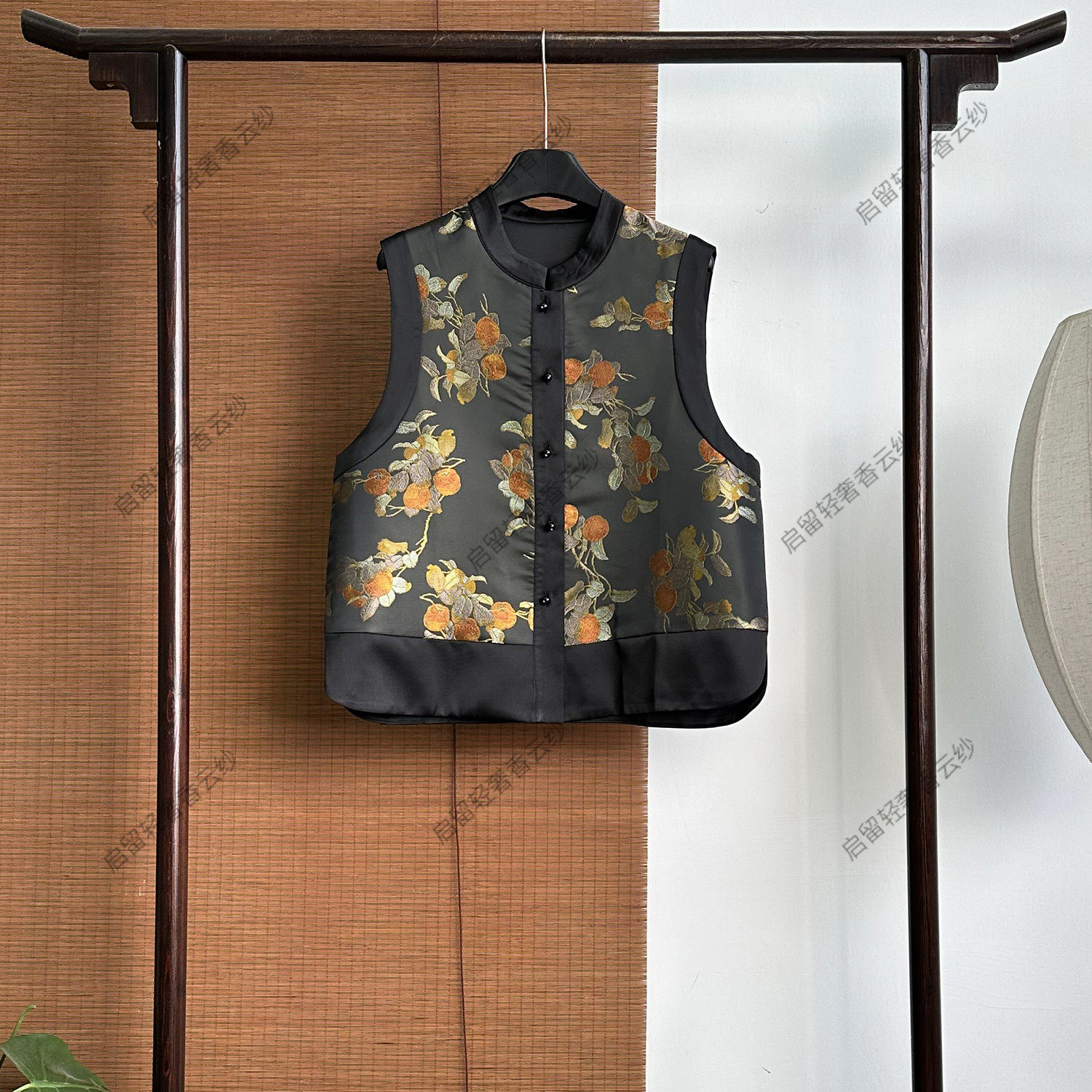 【255206】柿柿如意 新中式45姆米 织花马甲