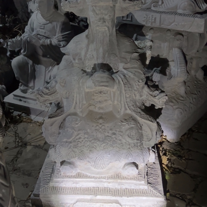 舒***大石材天然青石雕刻40厘米