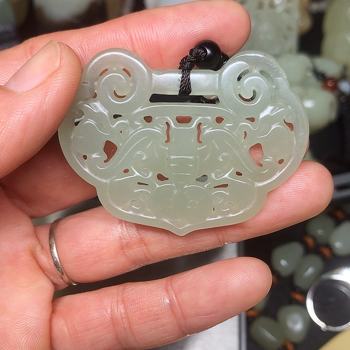 广***寒和田玉未镶嵌颈饰