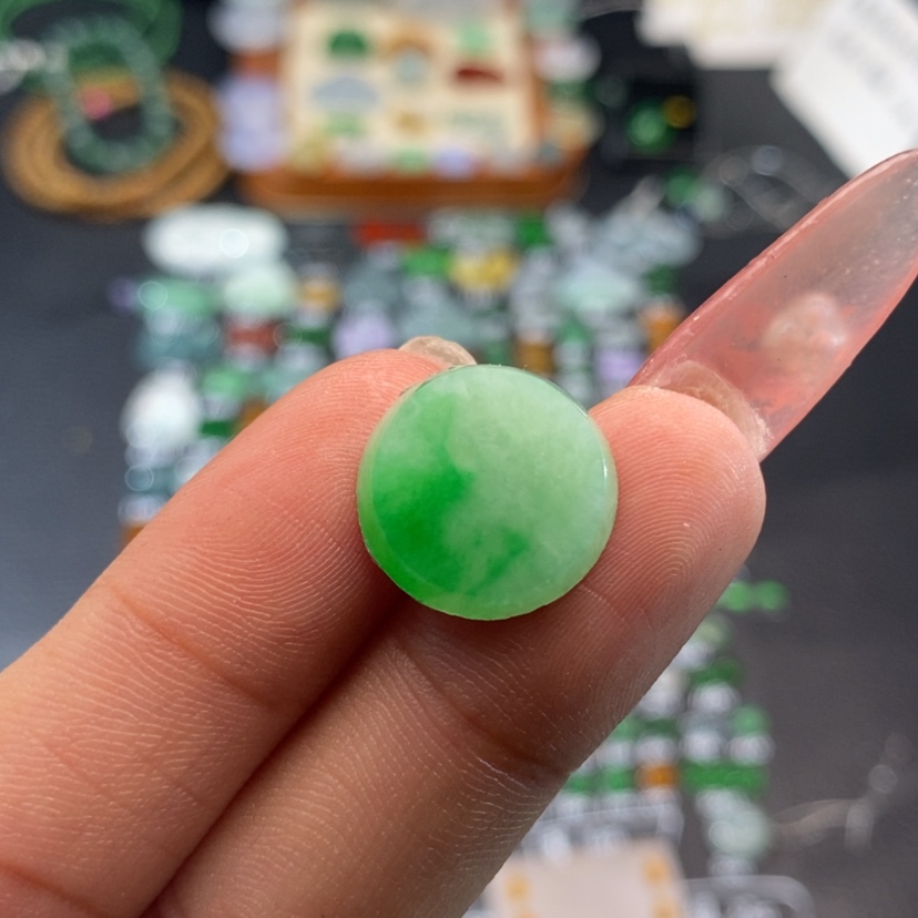 【闪购商品】翡翠挂件未镶嵌牌