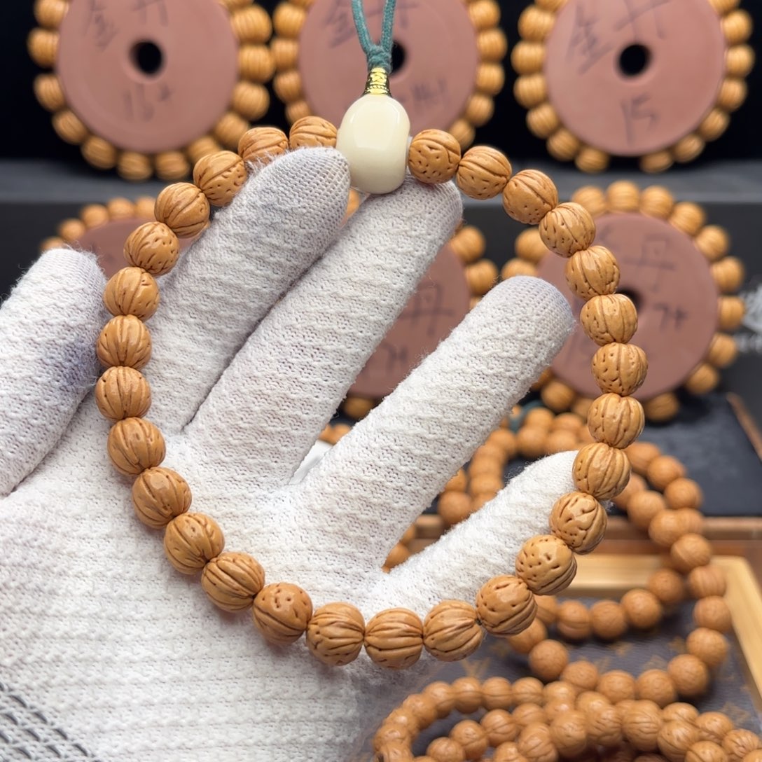 别***我桃核手串小宽之王