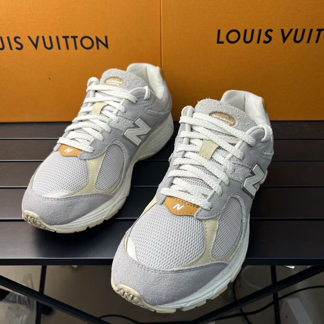 95新 maje 97新烁/41.5码/NB 2002R 灰生胶