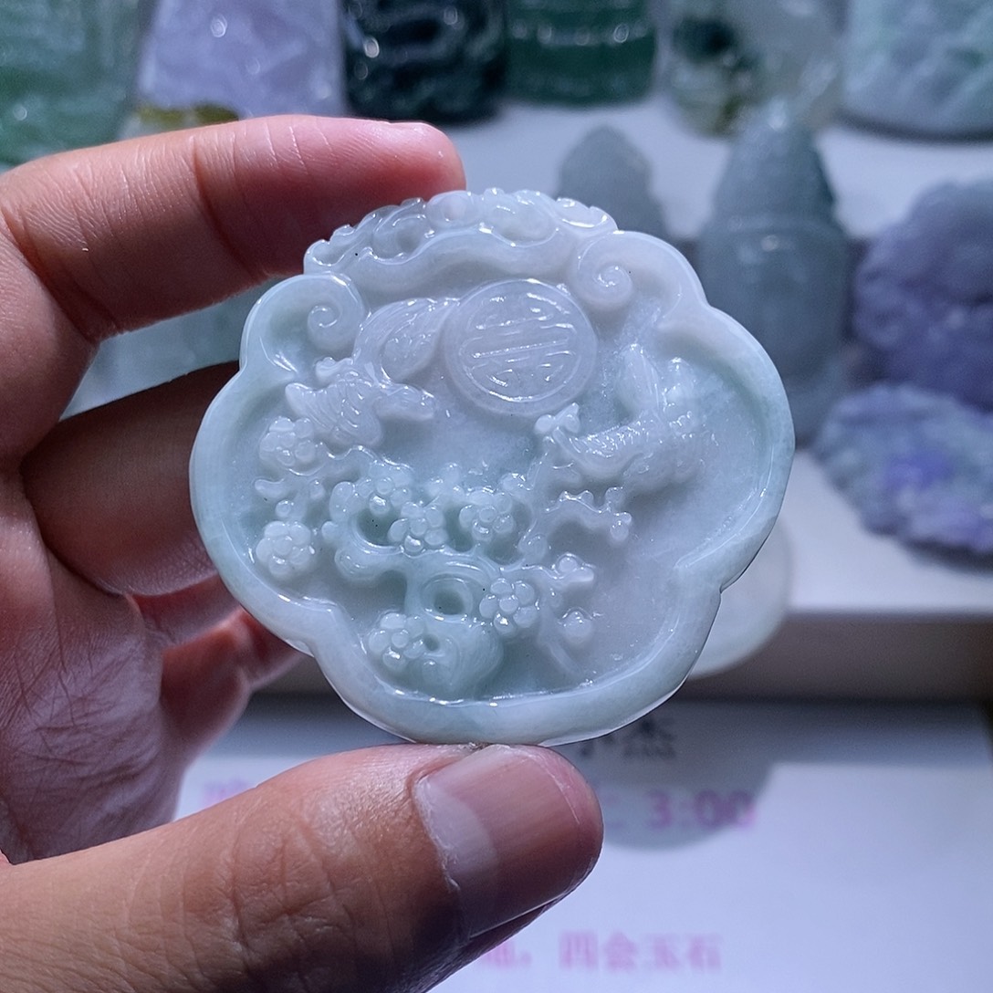【闪购商品】翡翠颈饰未镶嵌喜上眉梢